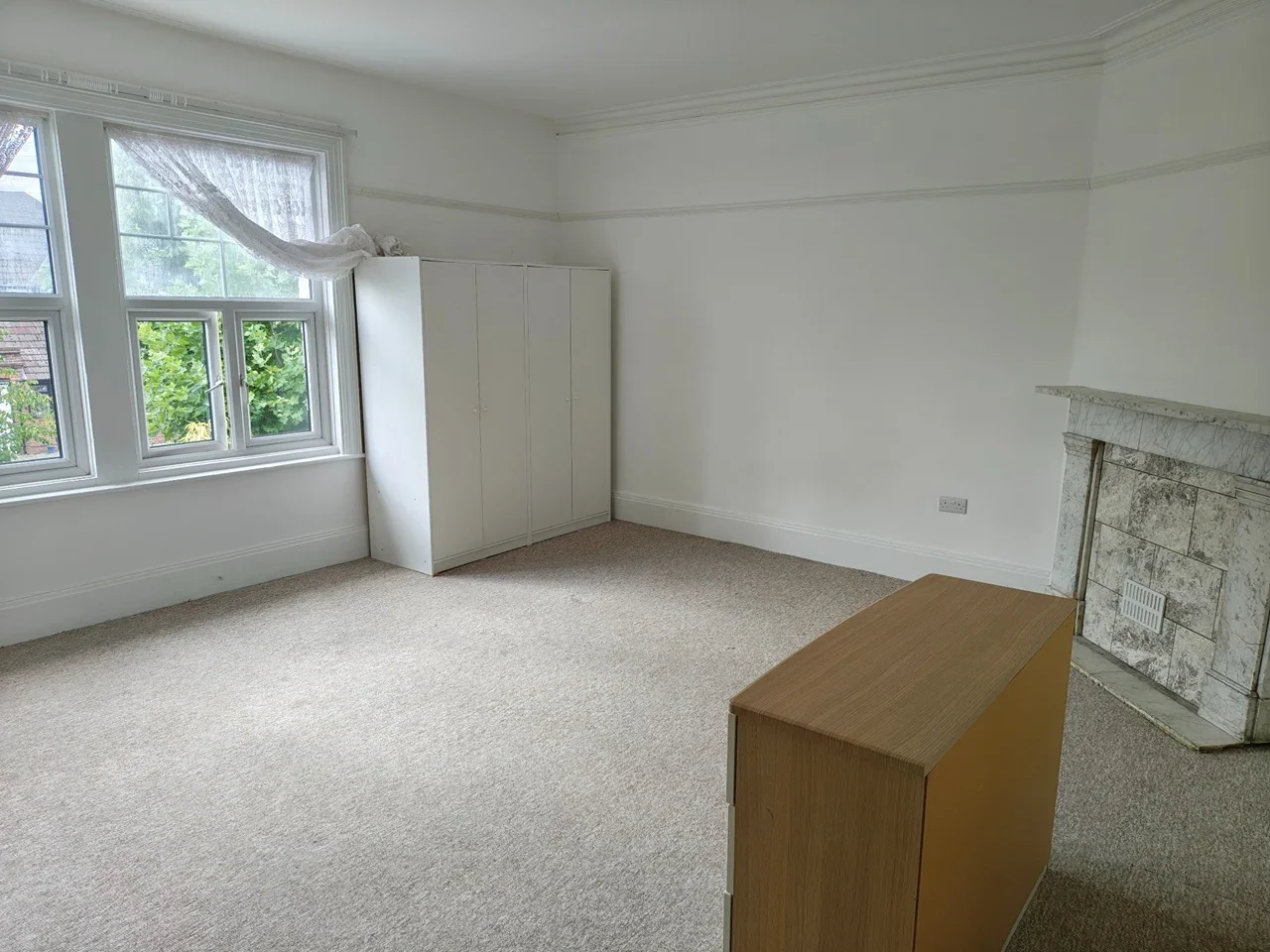 Room Mitcham Park in Greater London