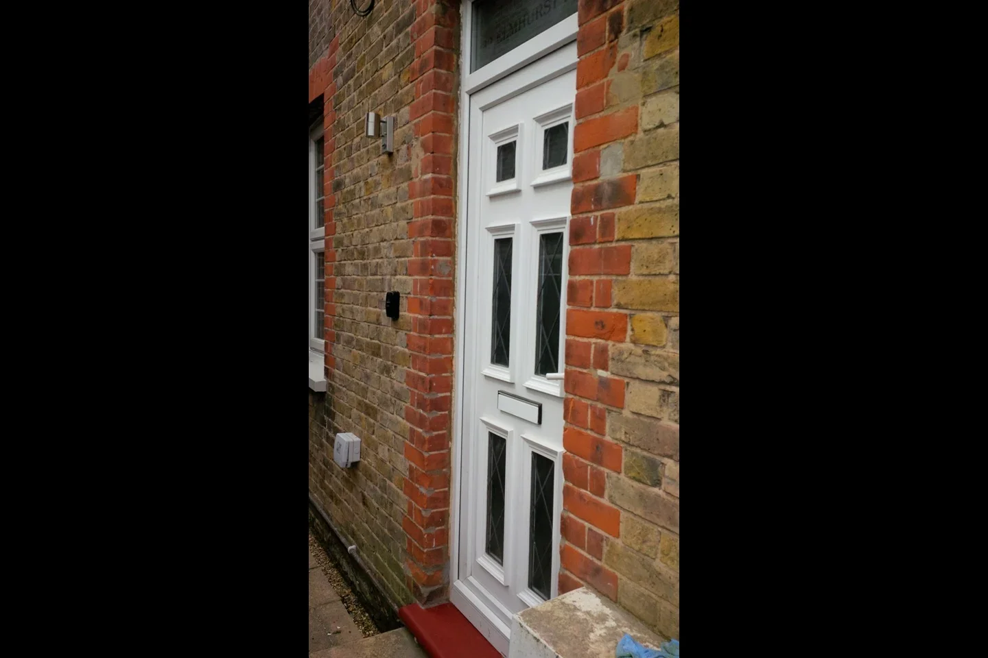 Flat Elmhurst Road in Slough