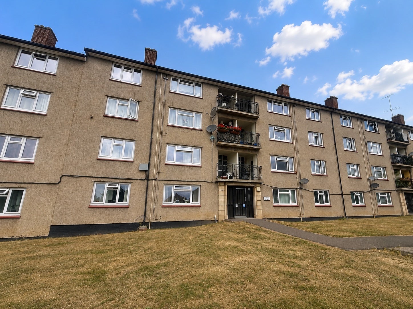Flat Pitman Road in Cheltenham