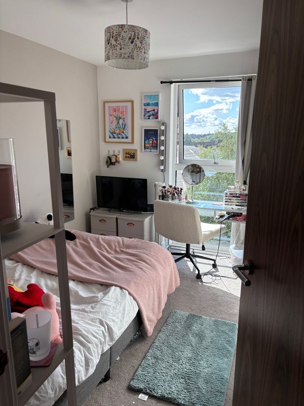 Room Ordsall Lane in Salford