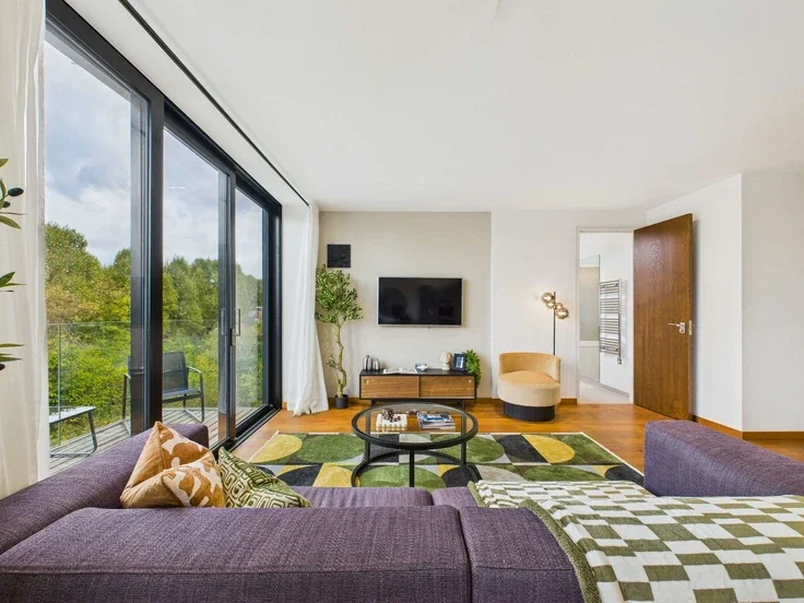 Flat Bayham Street in Greater London