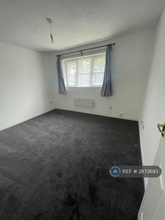 Flat Maybury Close in Epping Forest
