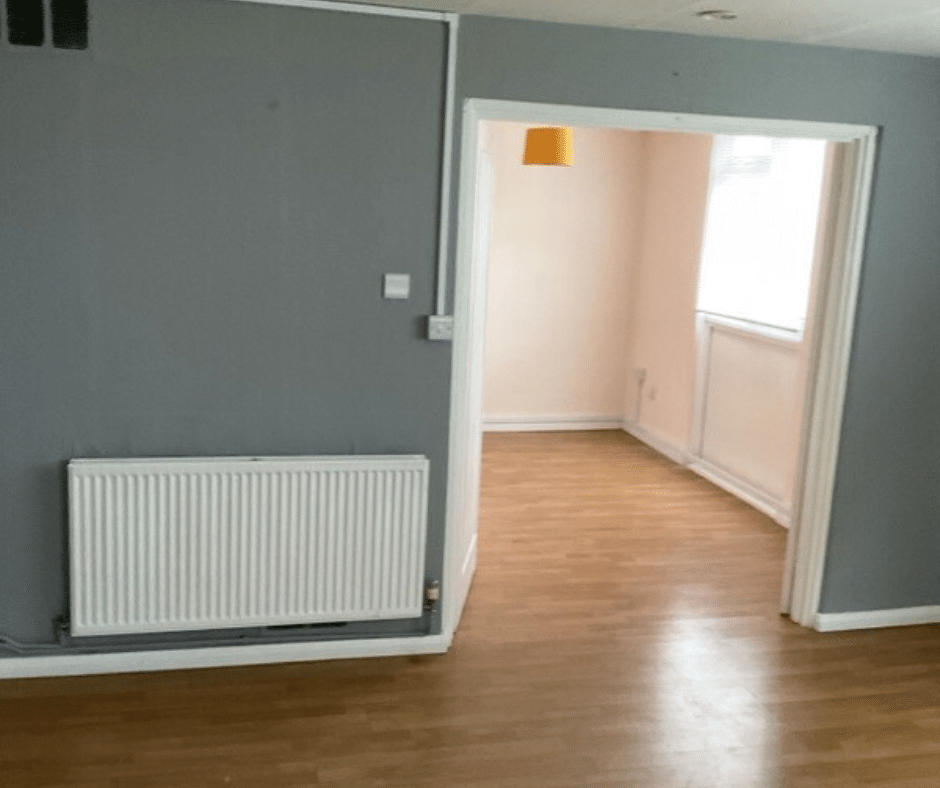 Flat Denmead Court in Winkfield