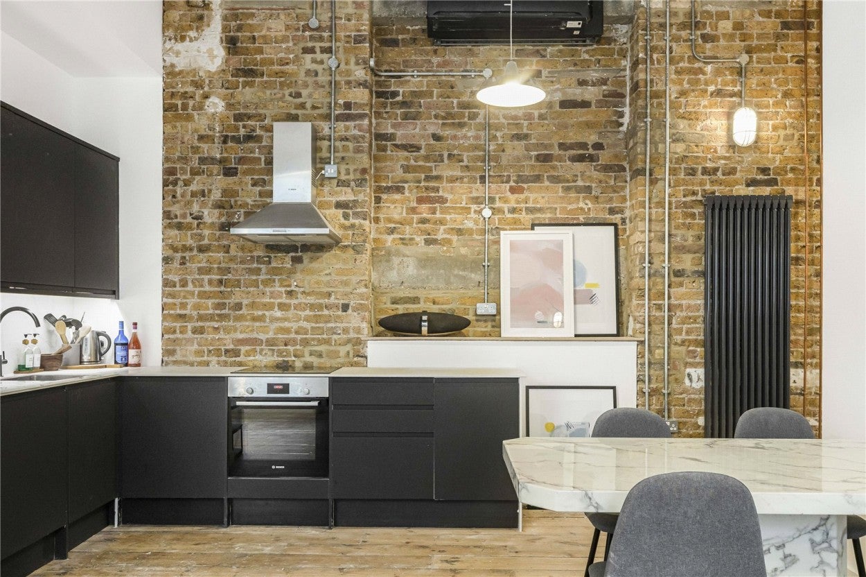 Flat City Garden Row in Greater London