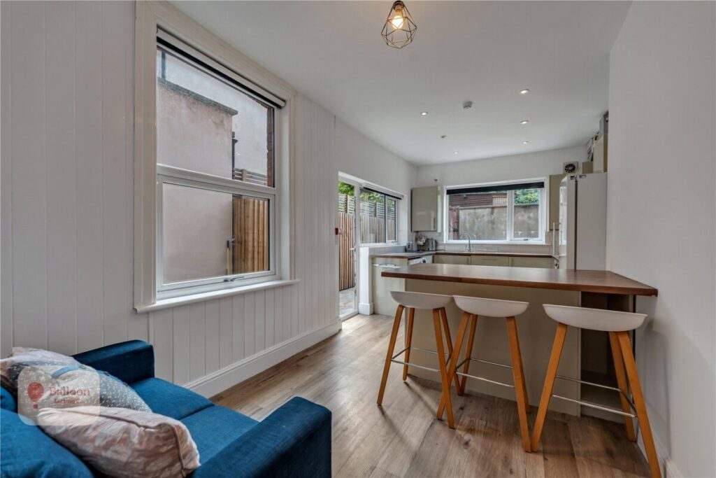 House Clift Road in Bristol