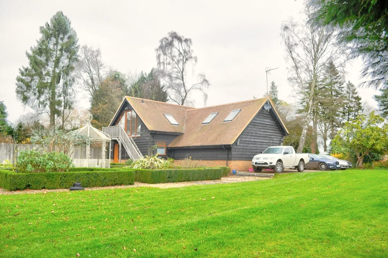 Flat Green End Road in Radnage