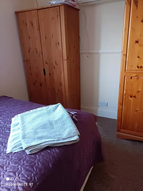 Room Clifton Road in Weston-super-Mare