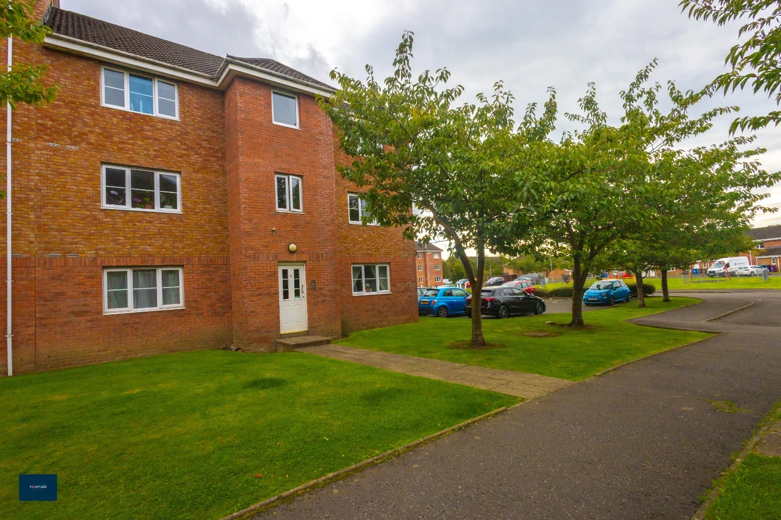 Flat Tullis Gardens in Glasgow