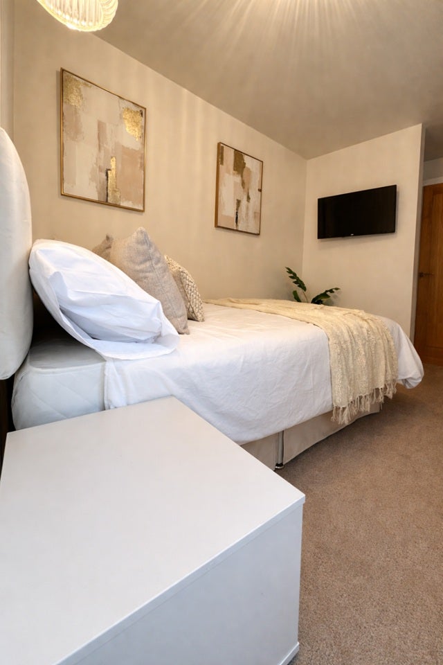 Room Broomhill Lane in Mansfield Woodhouse