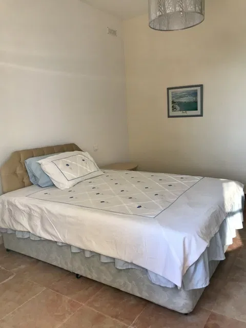 Chambre Avenue de la Côte d'Azur à Roquebrune-Cap-Martin