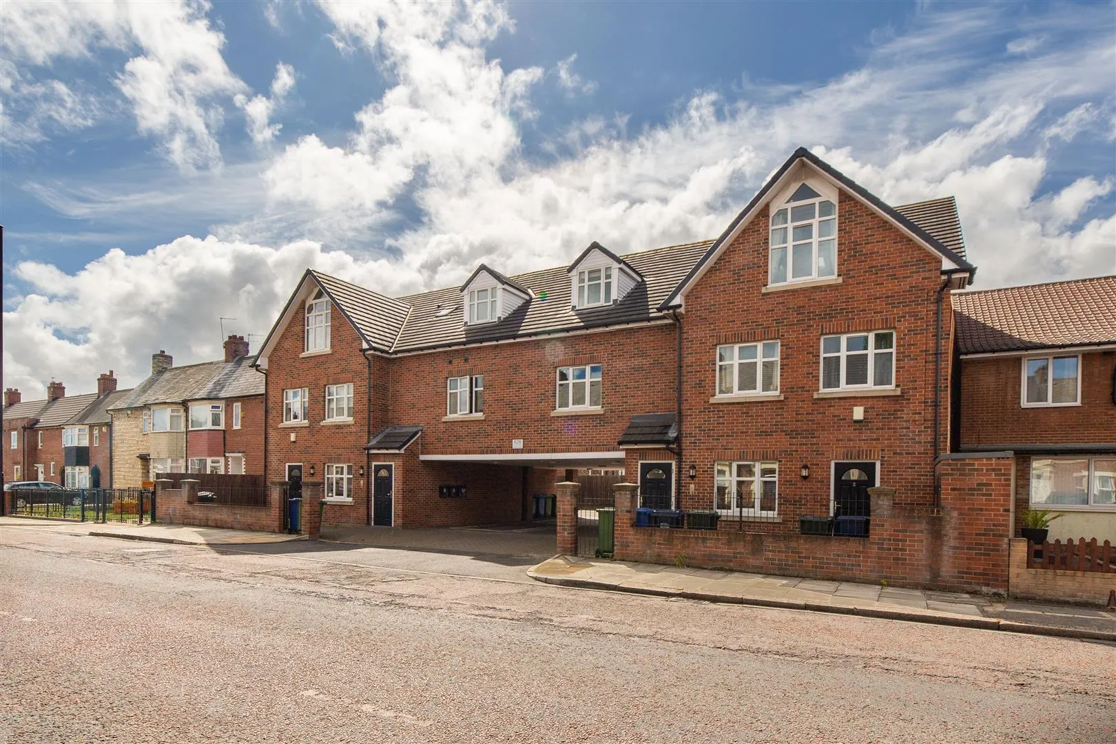 Flat Welbeck Road in Newcastle upon Tyne