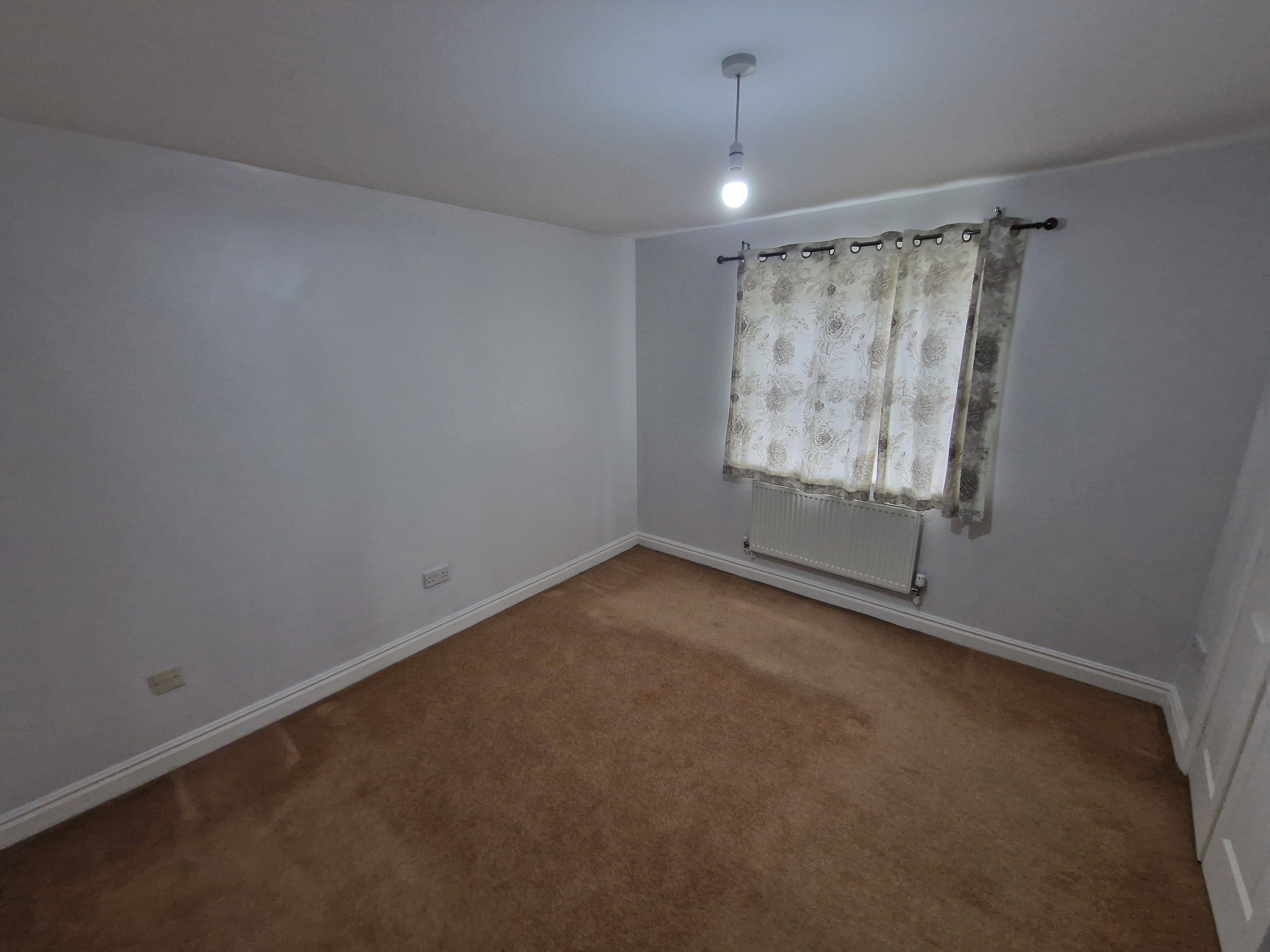 House Bowness Grove in Walsall
