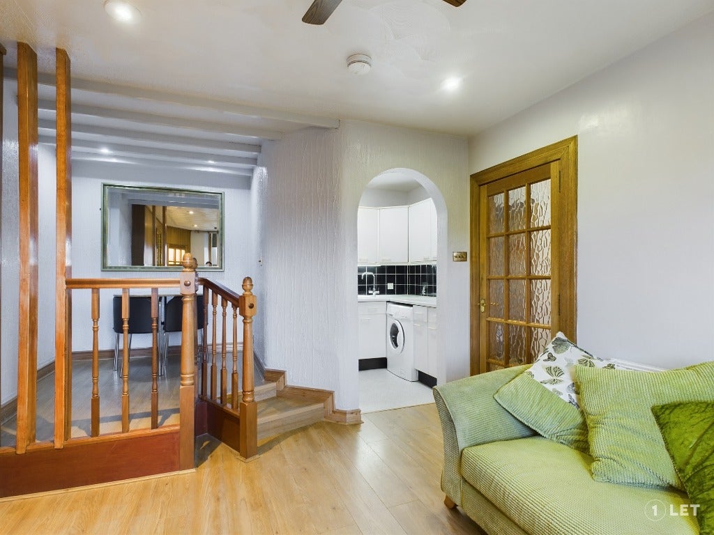 Flat Westfield Road in City of Edinburgh