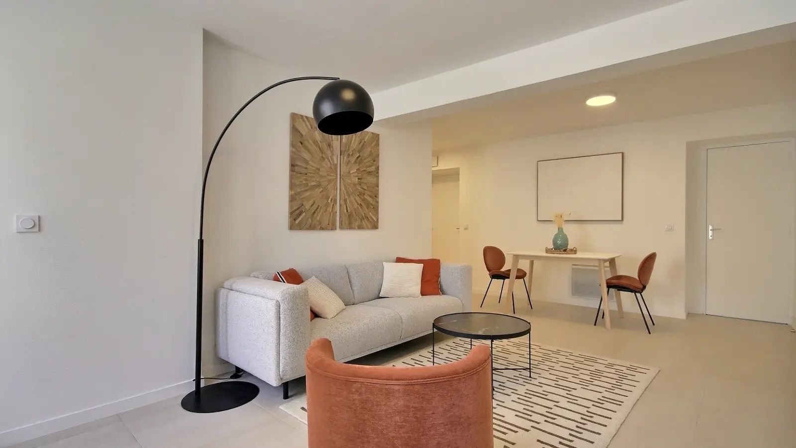 Flat Rue de Romainville in Les Lilas