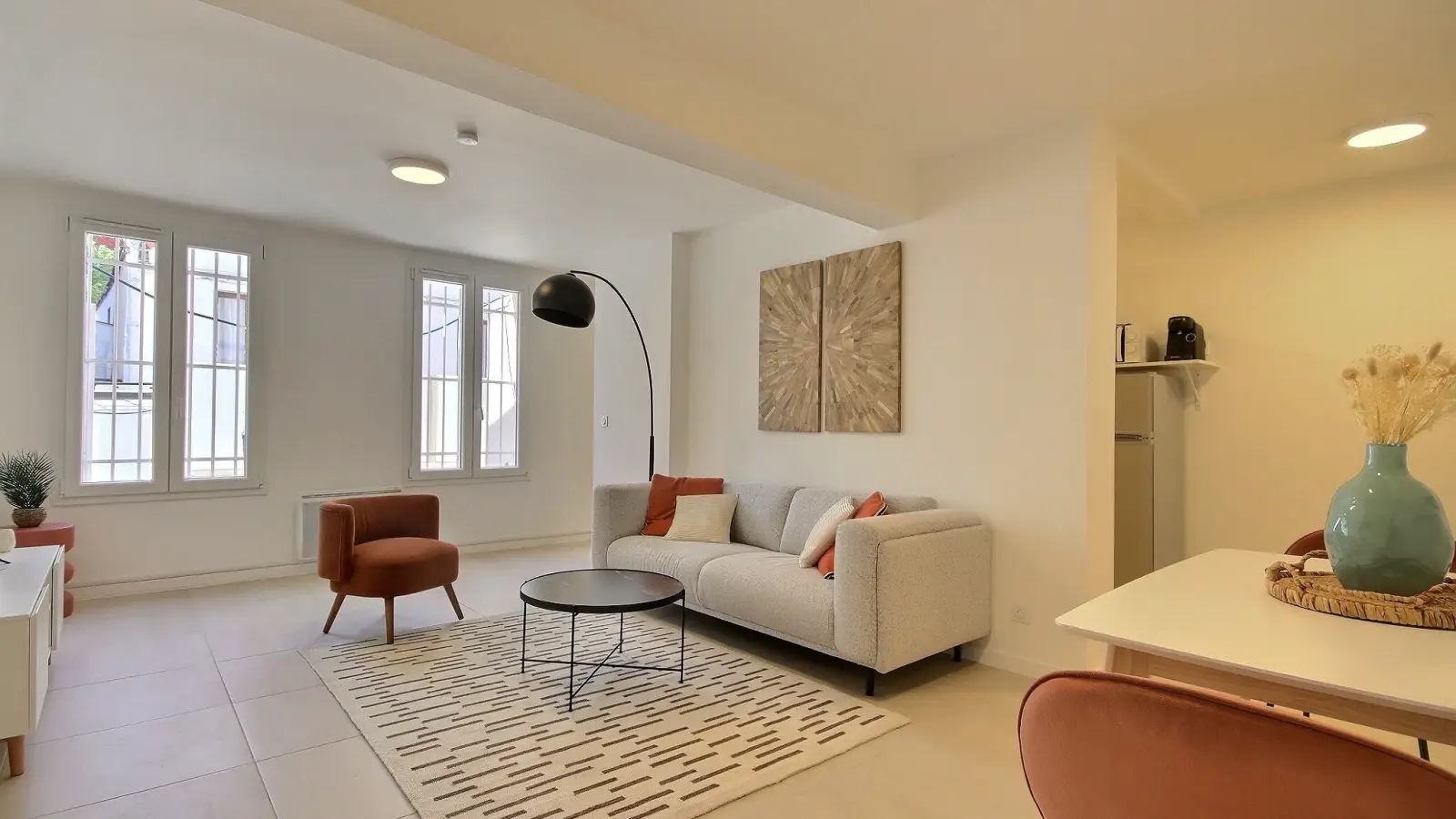 Flat Rue de Romainville in Les Lilas
