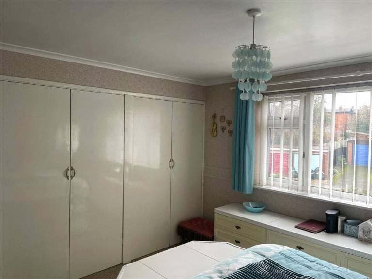 Room Westacre Gardens in Birmingham