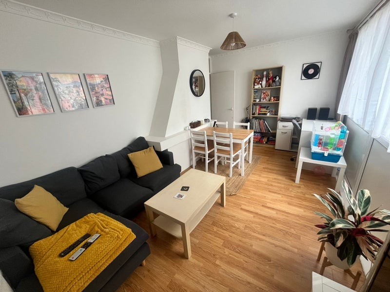 Flat Fernlea Road in Greater London