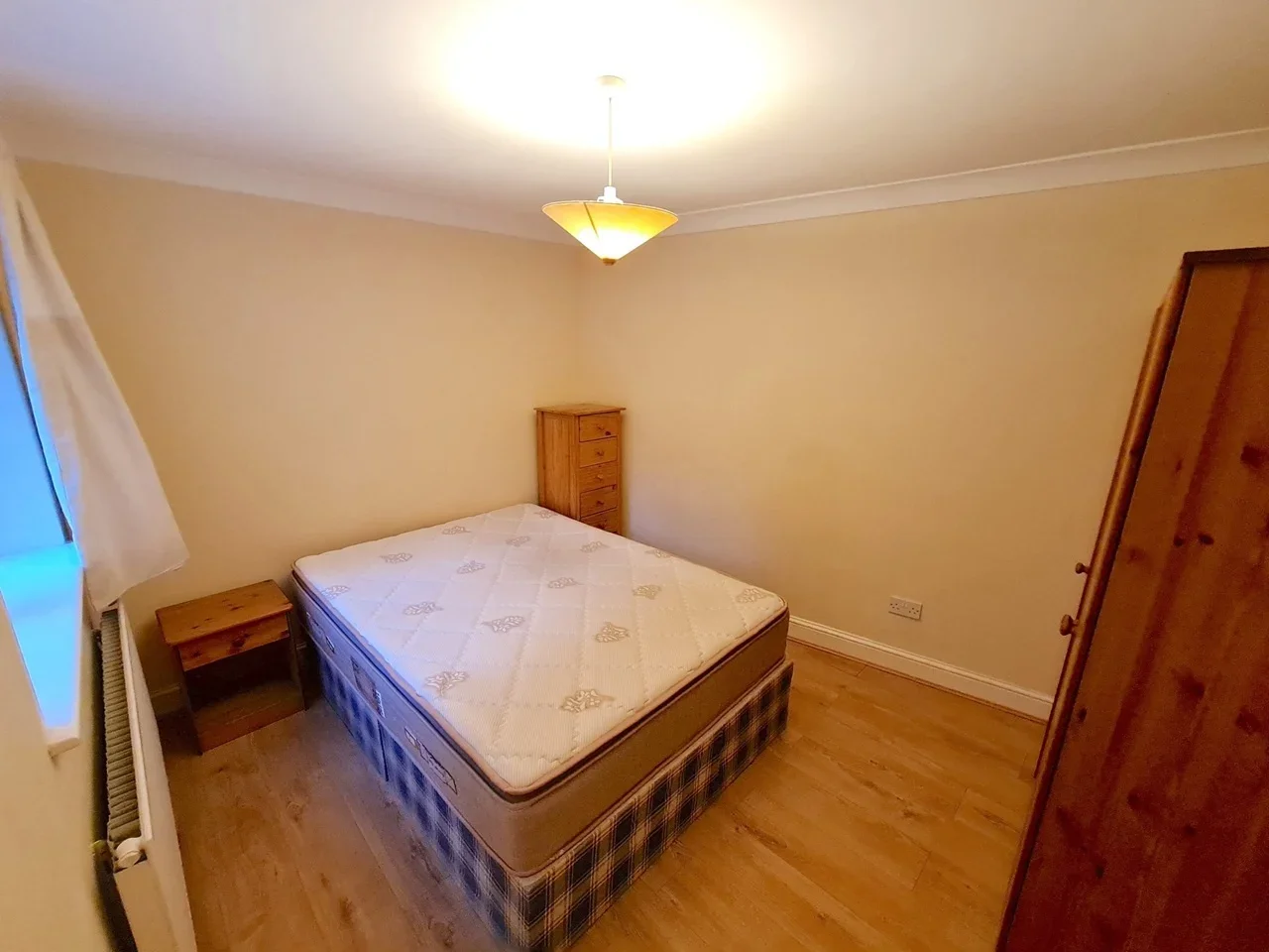 Flat Stroud Green Road in Greater London