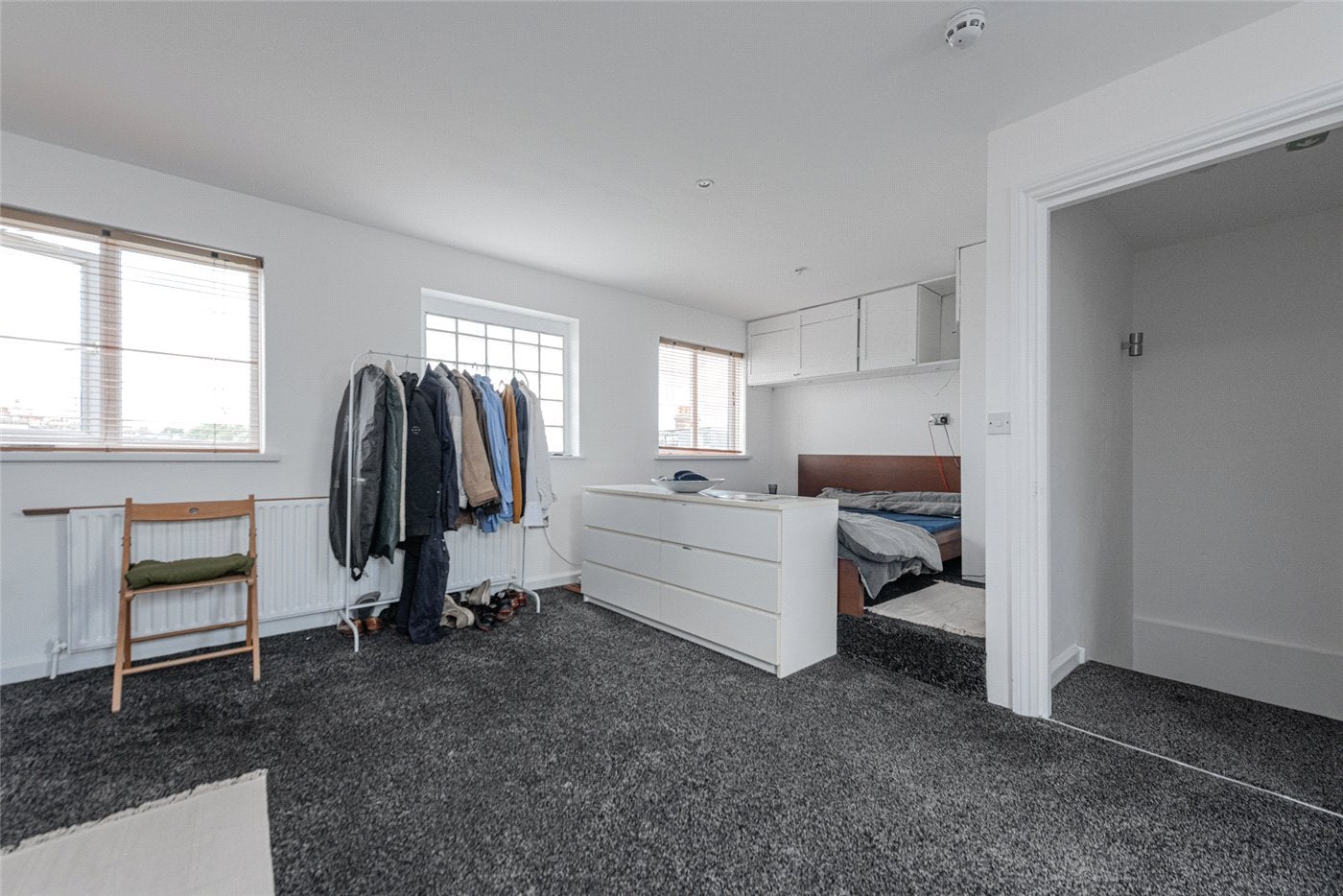 Flat Hamilton Road in Greater London
