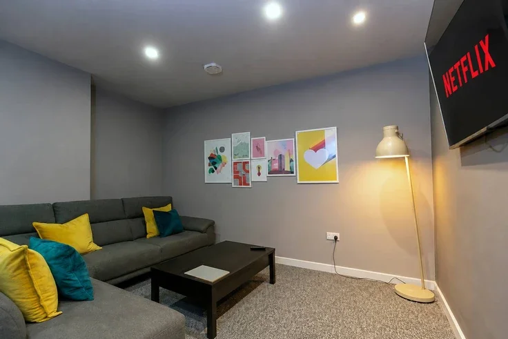 Flat Linthorpe Road in Middlesbrough