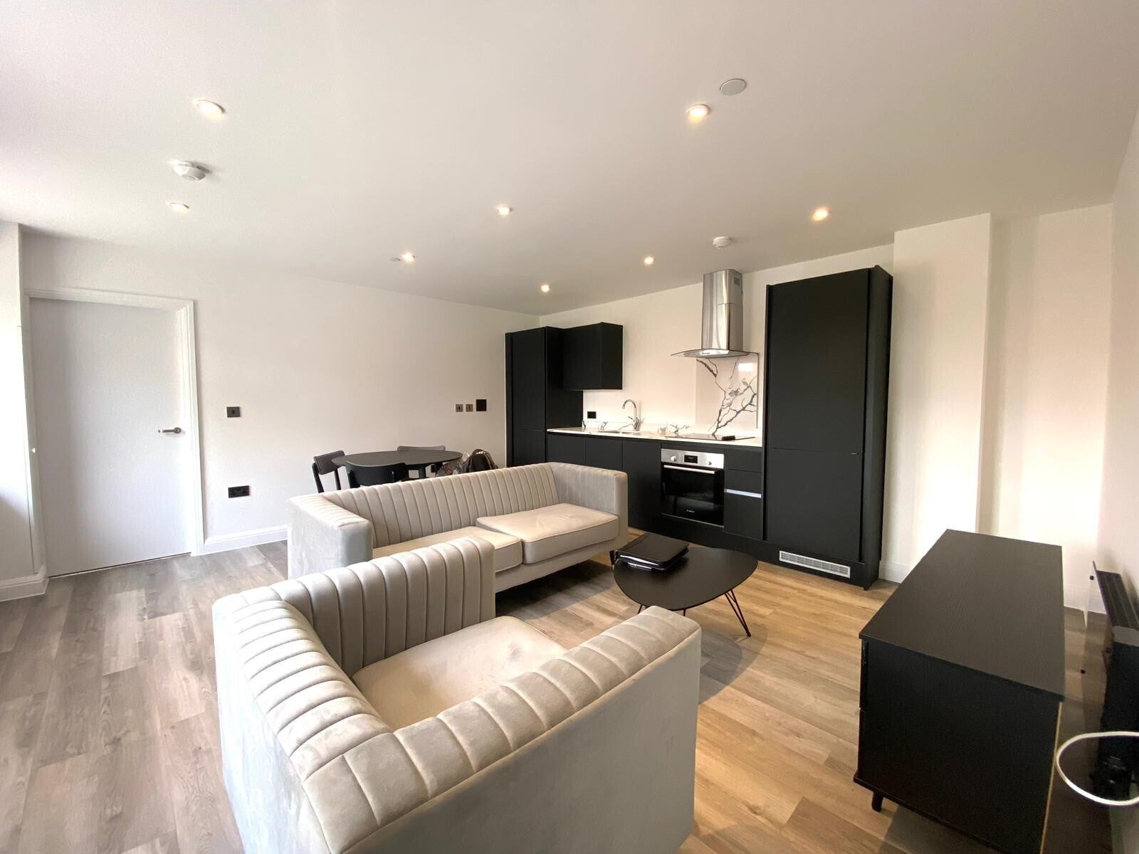 Flat Coventry Road in Birmingham