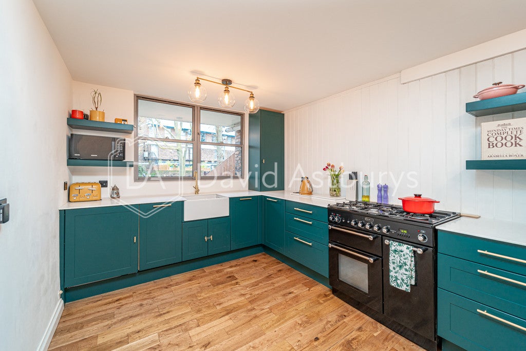 House New River Walk in Greater London