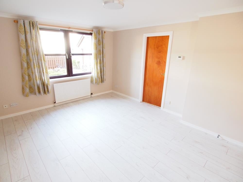 Flat Roslin Place in Aberdeen City
