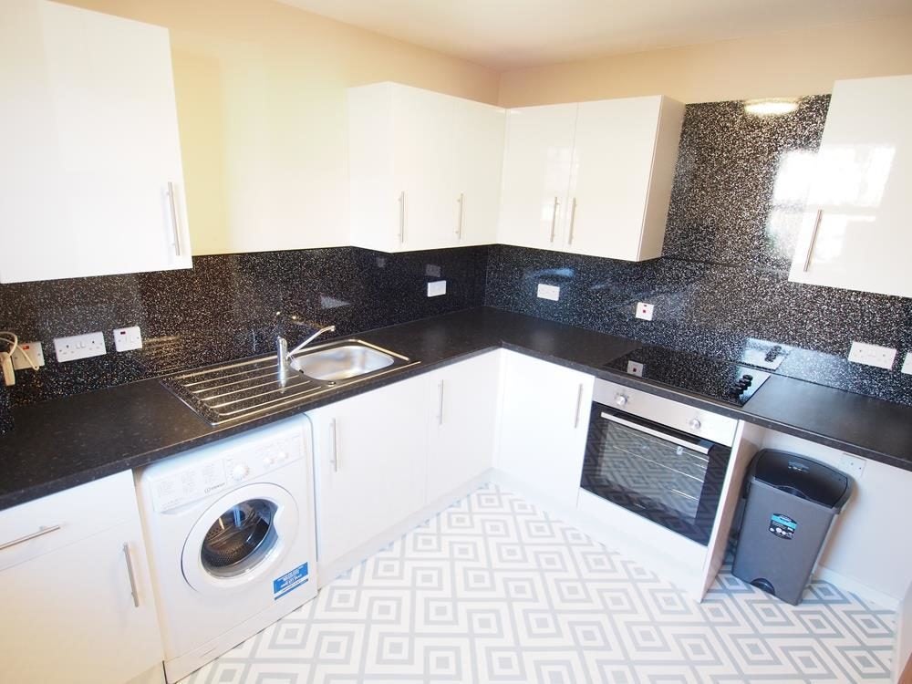 Flat Roslin Place in Aberdeen City