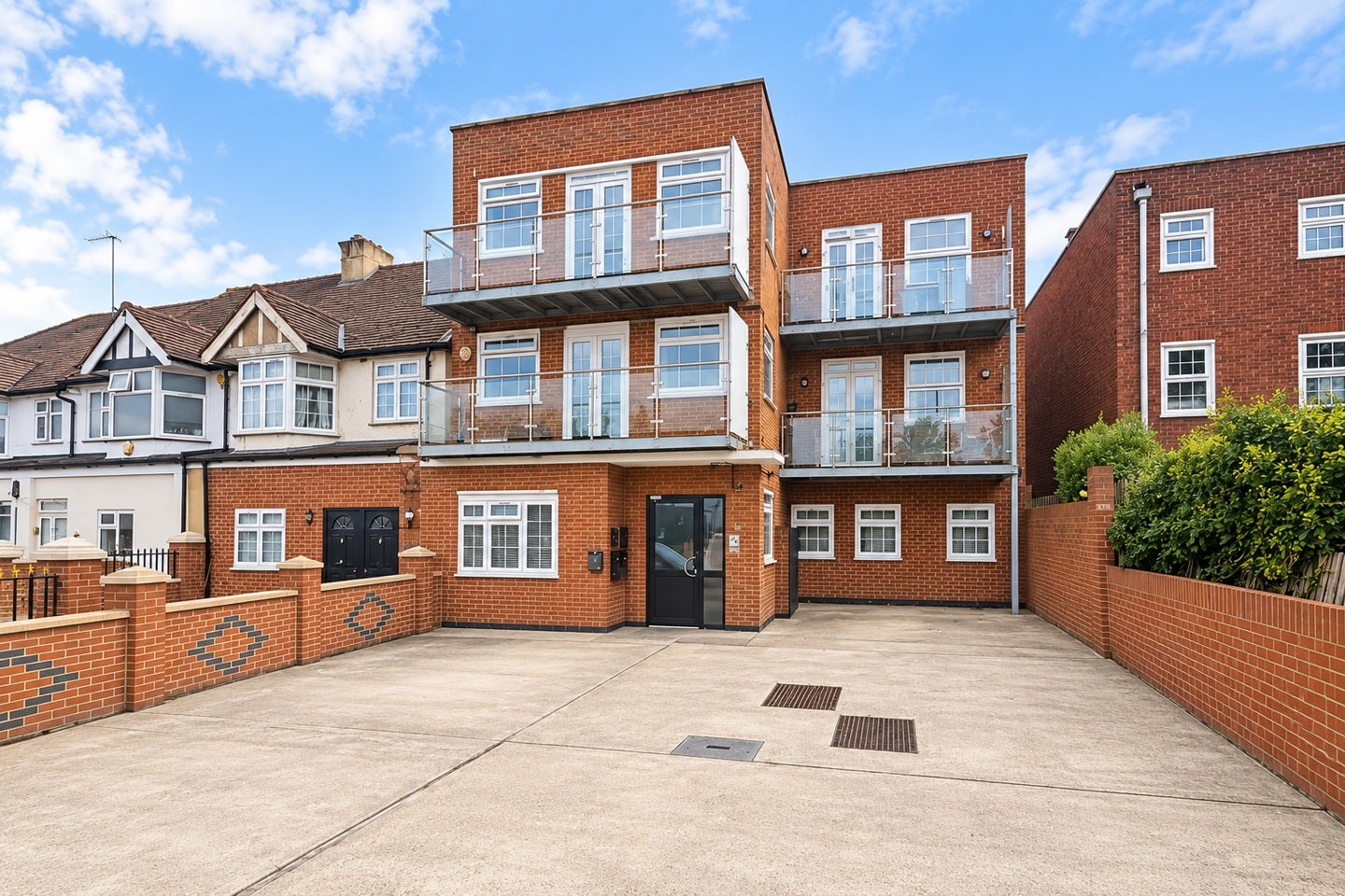 Flat The Boltons in Greater London
