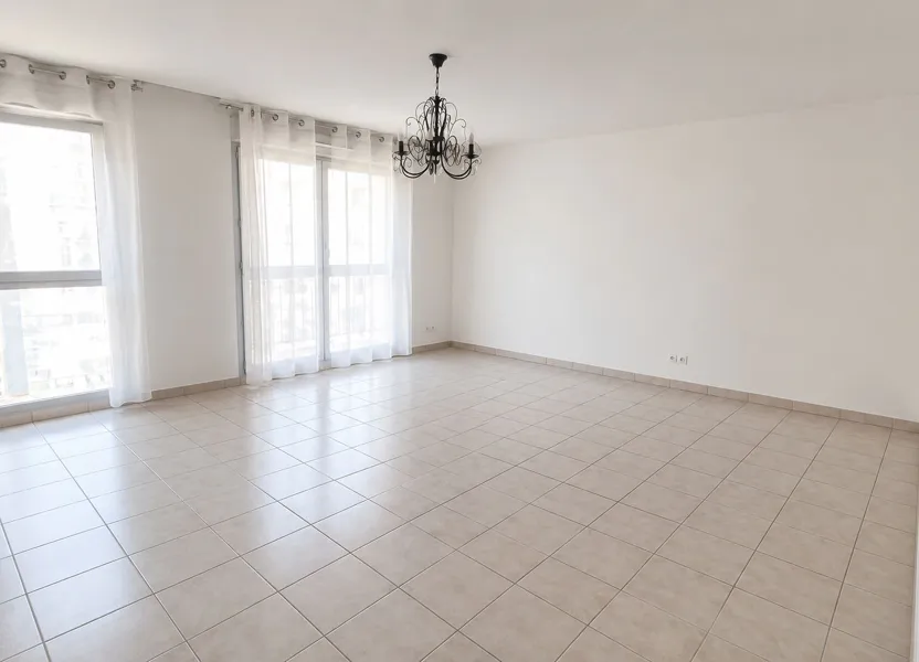 Flat Rue Poizat in Villeurbanne