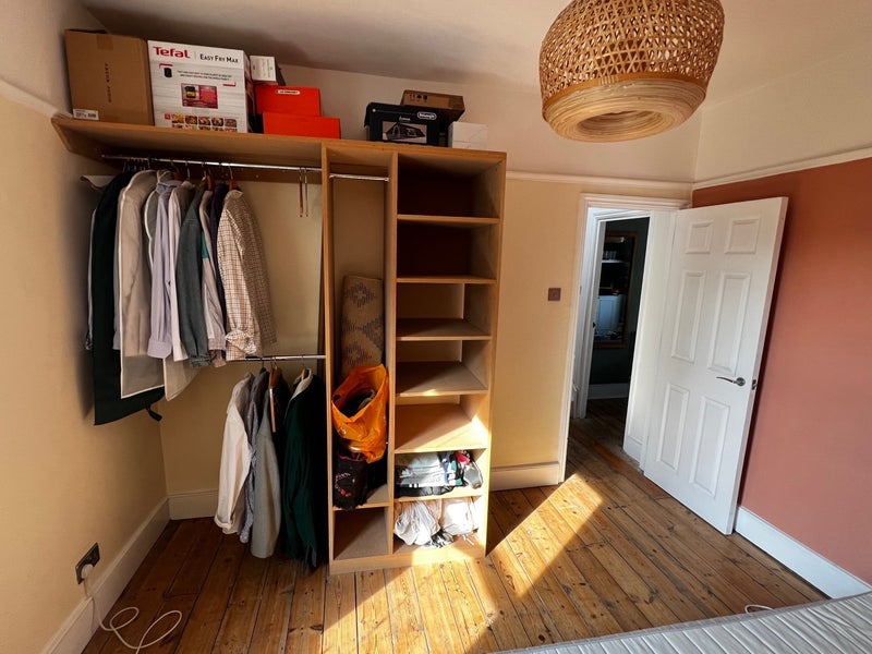 Room Claude Road in Greater London