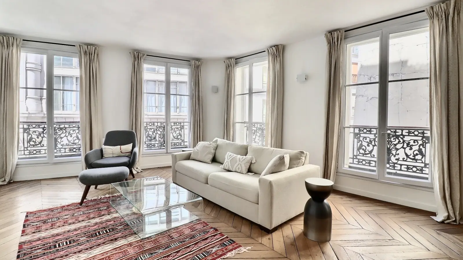 Flat Rue du Nil in Paris