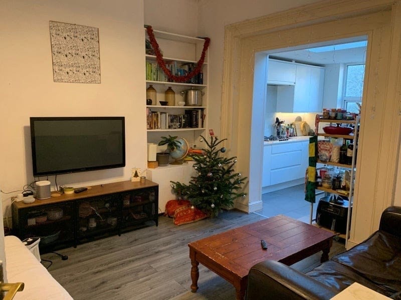 Room Tufnell Park Road in Greater London