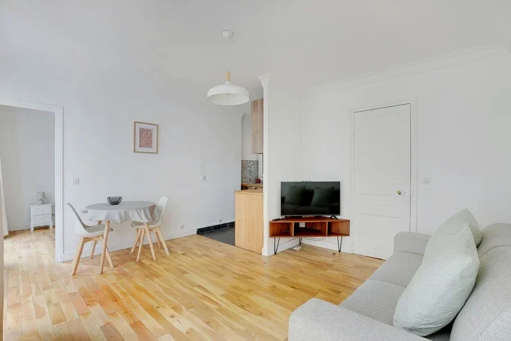 Flat Rue de l'Étoile in Paris