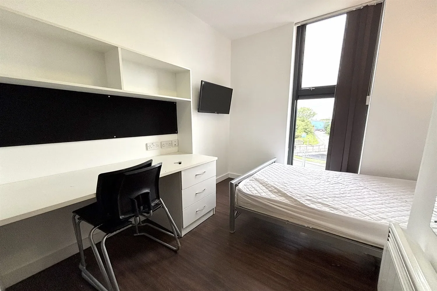 Room Fox Street in Liverpool