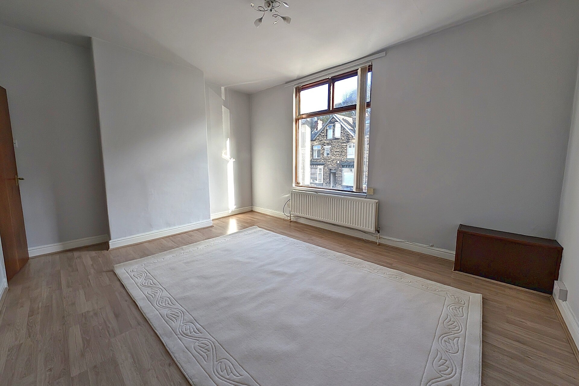 Flat Woodholm Road in Sheffield