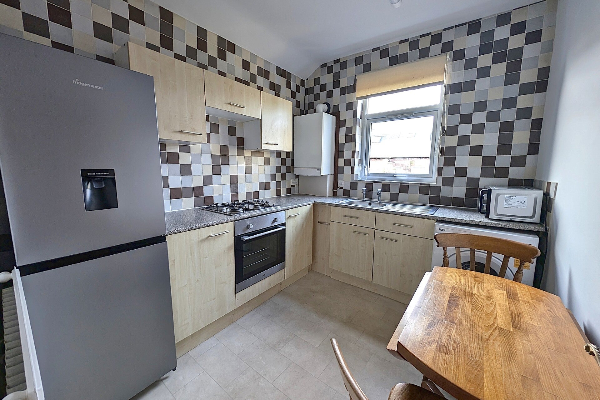 Flat Woodholm Road in Sheffield