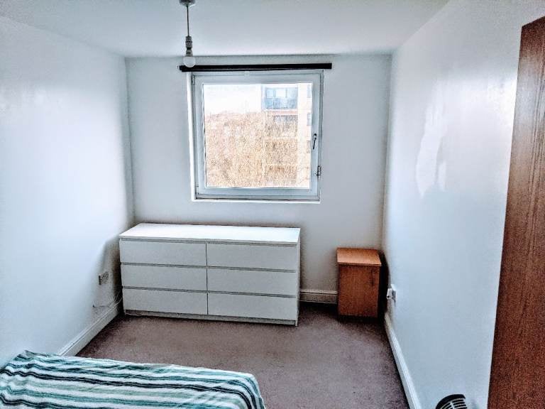 Flat Jason Street in Liverpool