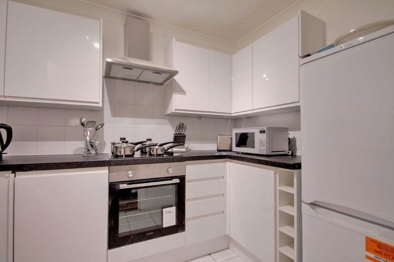 Flat Stepney Green in Greater London
