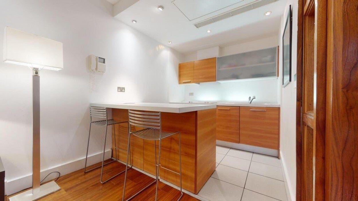 Flat Praed Street in City of Westminster