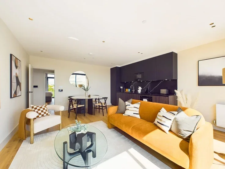 Flat St. Pancras Way in Greater London