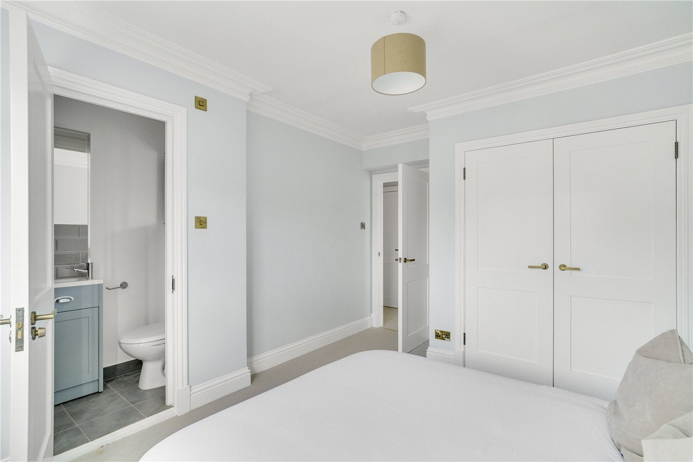 Flat Egerton Crescent in Greater London