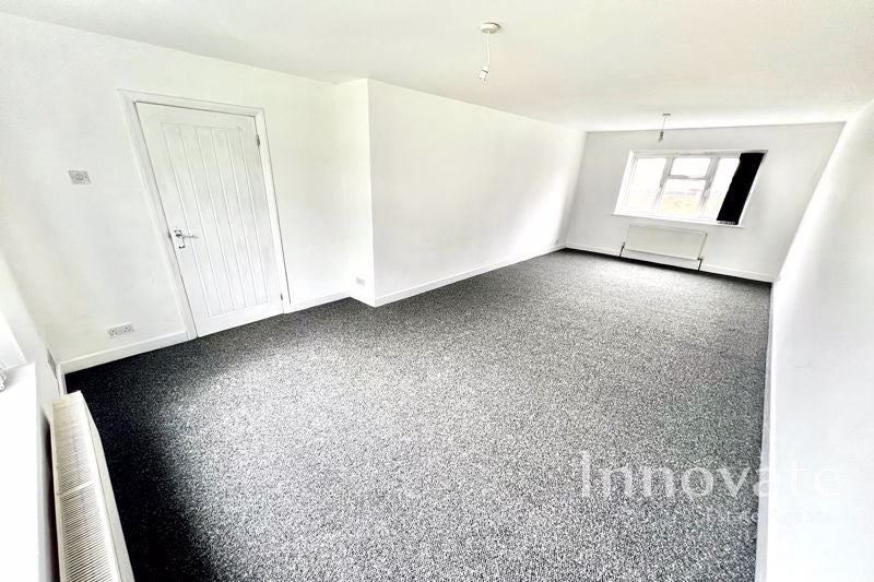 House Borough Crescent in Sandwell