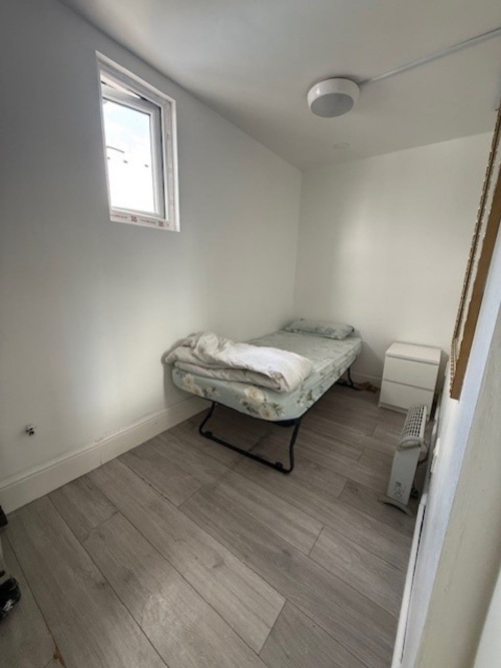Room Gordon Gardens in Greater London