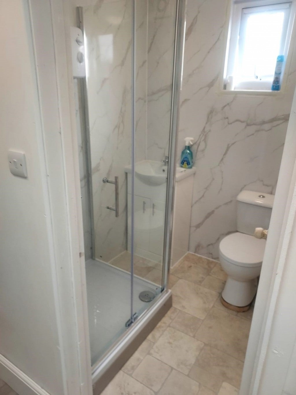 Room Gordon Gardens in Greater London