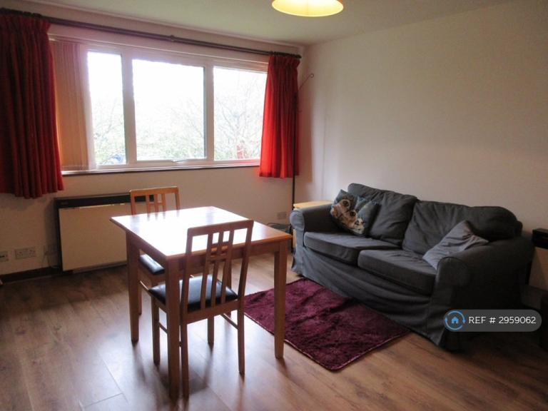 Flat Sherbourne Close in Cambridge