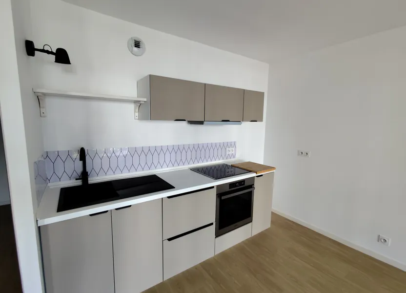 Flat Rue Pierre Corre in Brest