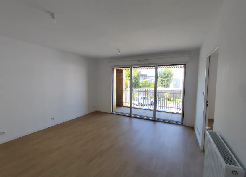 Flat Rue Pierre Corre in Brest