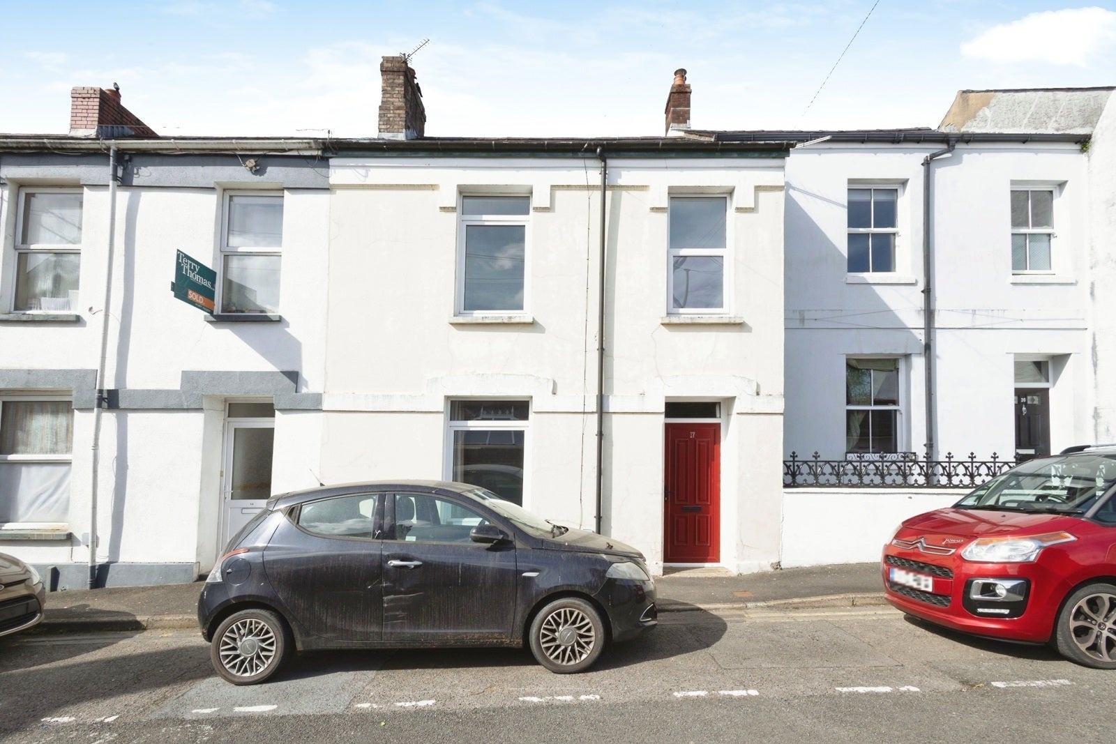 House Tabernacle Terrace in Carmarthen
