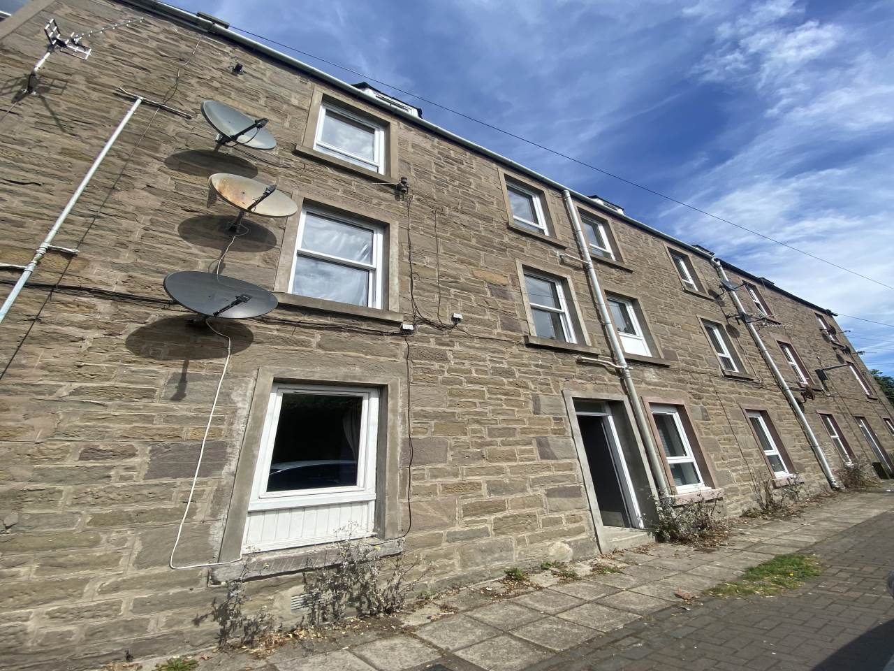 Flat Seafield Road in Dundee
